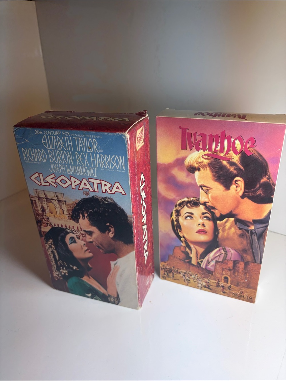 Vintage Lot of VHS Tapes — Ivanhoe and Cleopatra Box‎ Set